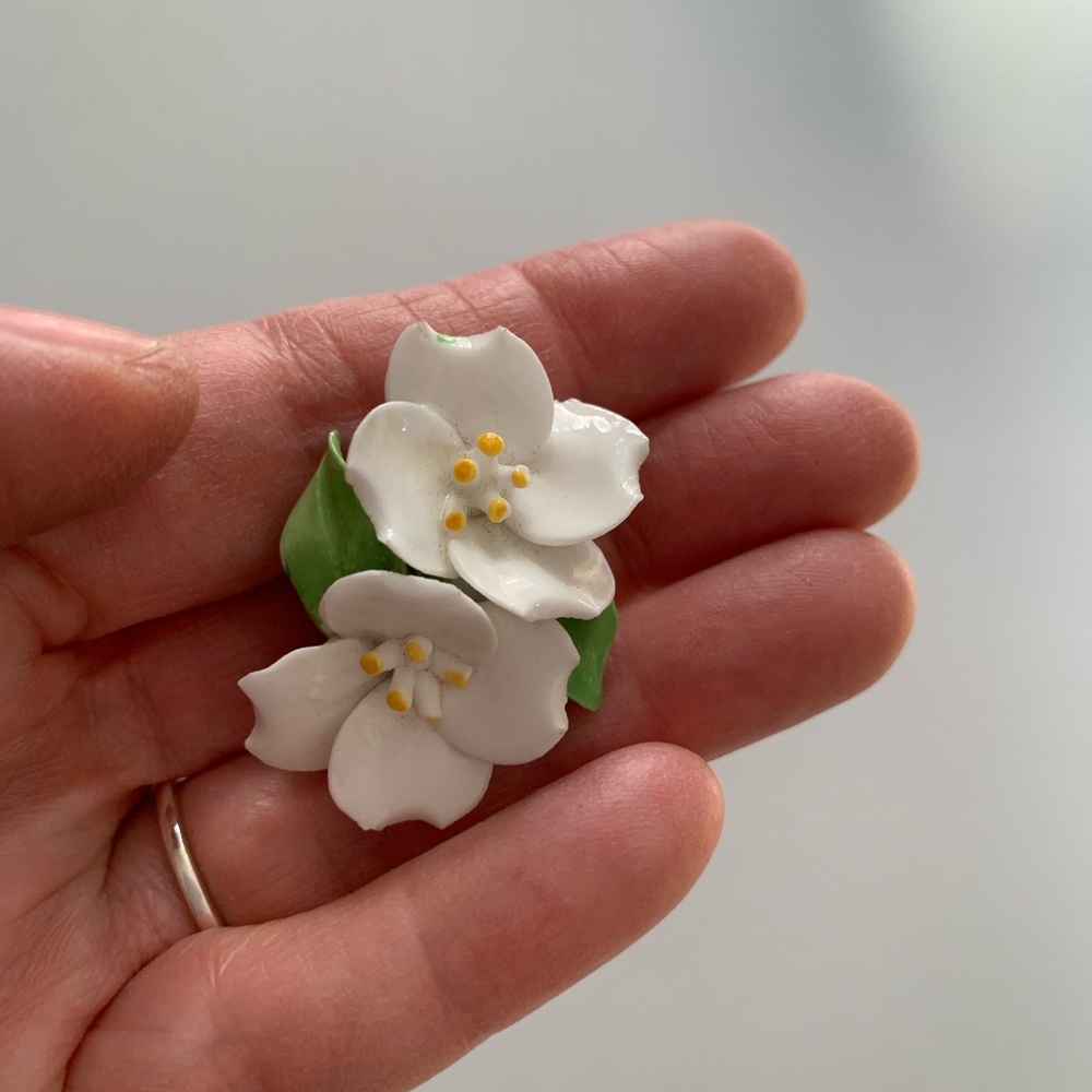 Vintage Denton China Pin England Porcelain Flower Brooch Spring Dogwood Flowers